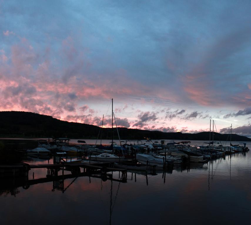 Lake Front Hotel Cooperstown Bilik gambar